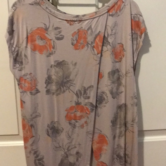 Grey floral top - Picture 2 of 3